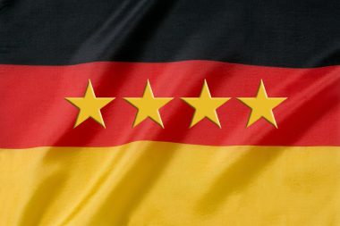 Deutsche Flagge 380x253 - Viermal feierte Deutschland WM Siege: Wie, wann und wo?